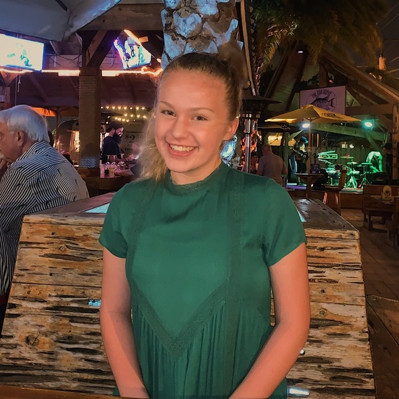 Meet your Posher, Aletheia - Picture 4 of 4